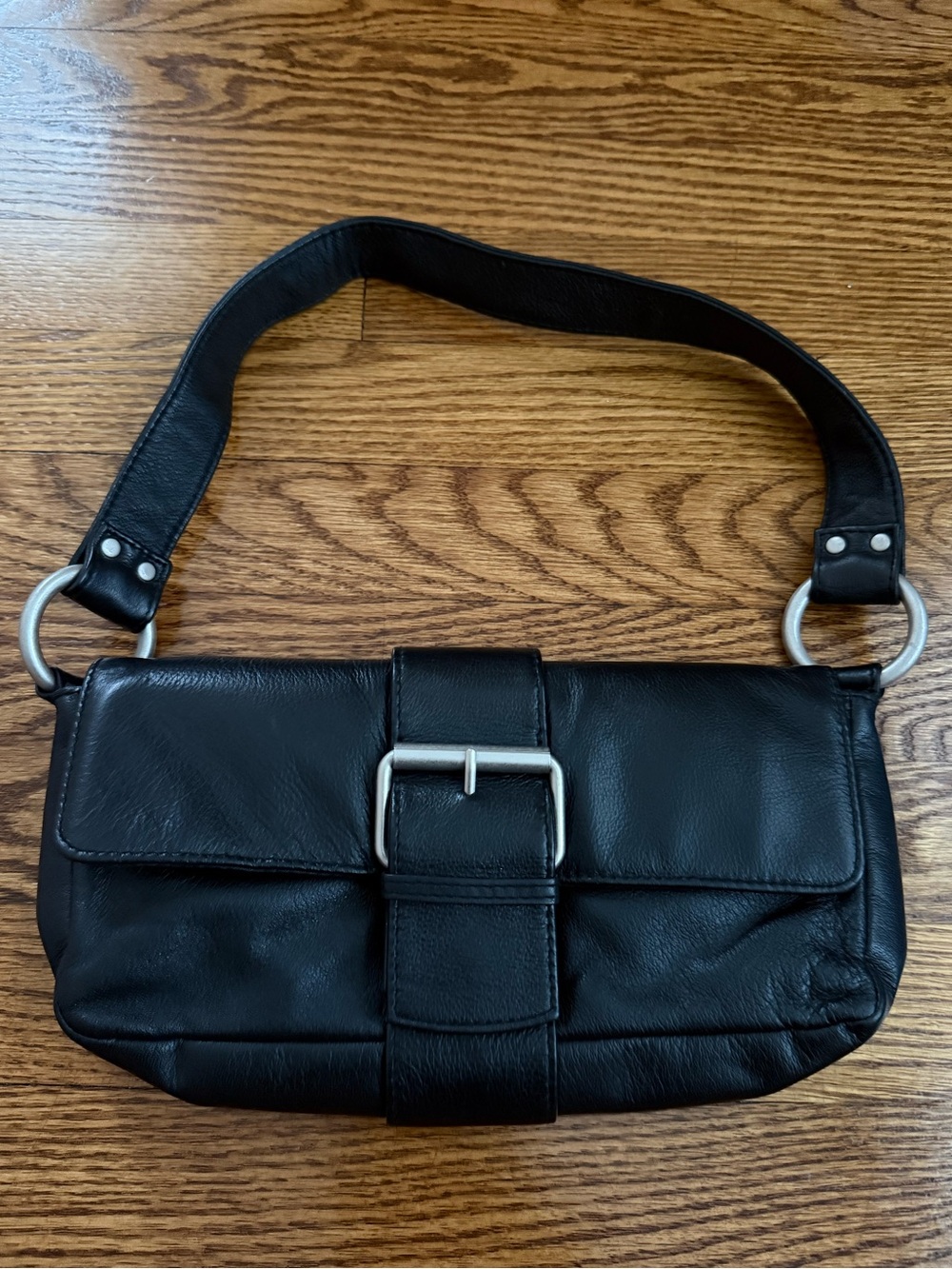 Vintage Y2K Wilsons Leather Black Baguette Shoulder Bag with Silver Buckle
